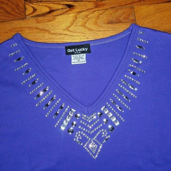 Get Lucky brand Purple top Embellished knit short sleeve Sz M tee - Picture 2 of 4